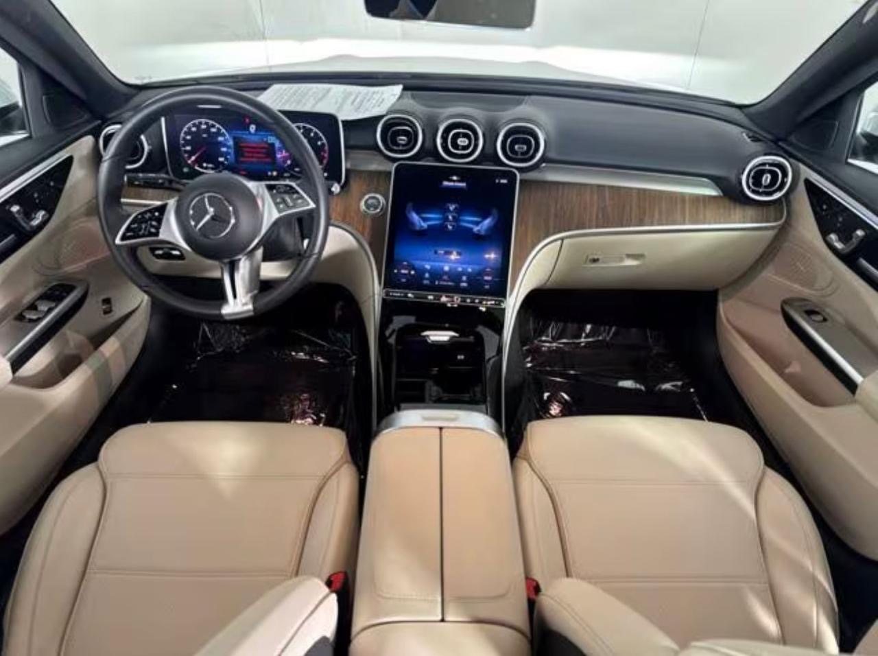 Mercedes C Class C-300 - Image 2