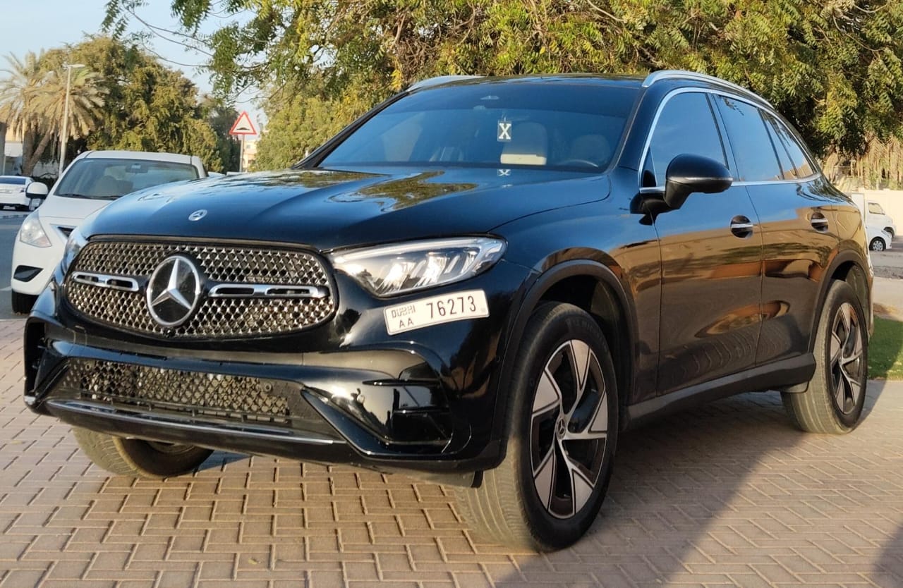 Mercedes GLC-300 - Image 2