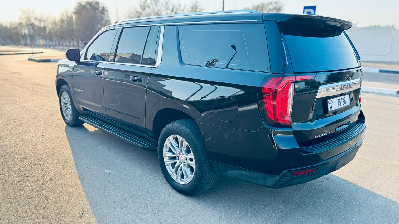 GMC Yukon - Image 2