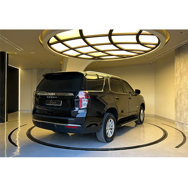 Rent Chevrolet Tahoe - Image 2