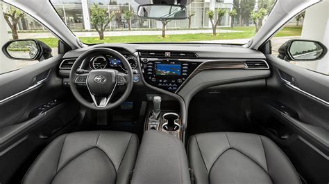 Rent Toyota Camry - Image 2