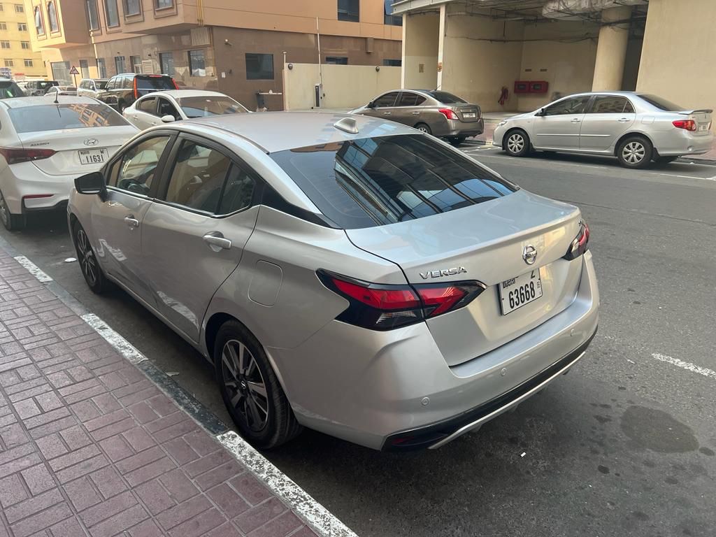 Nissan Versa  - Image 5