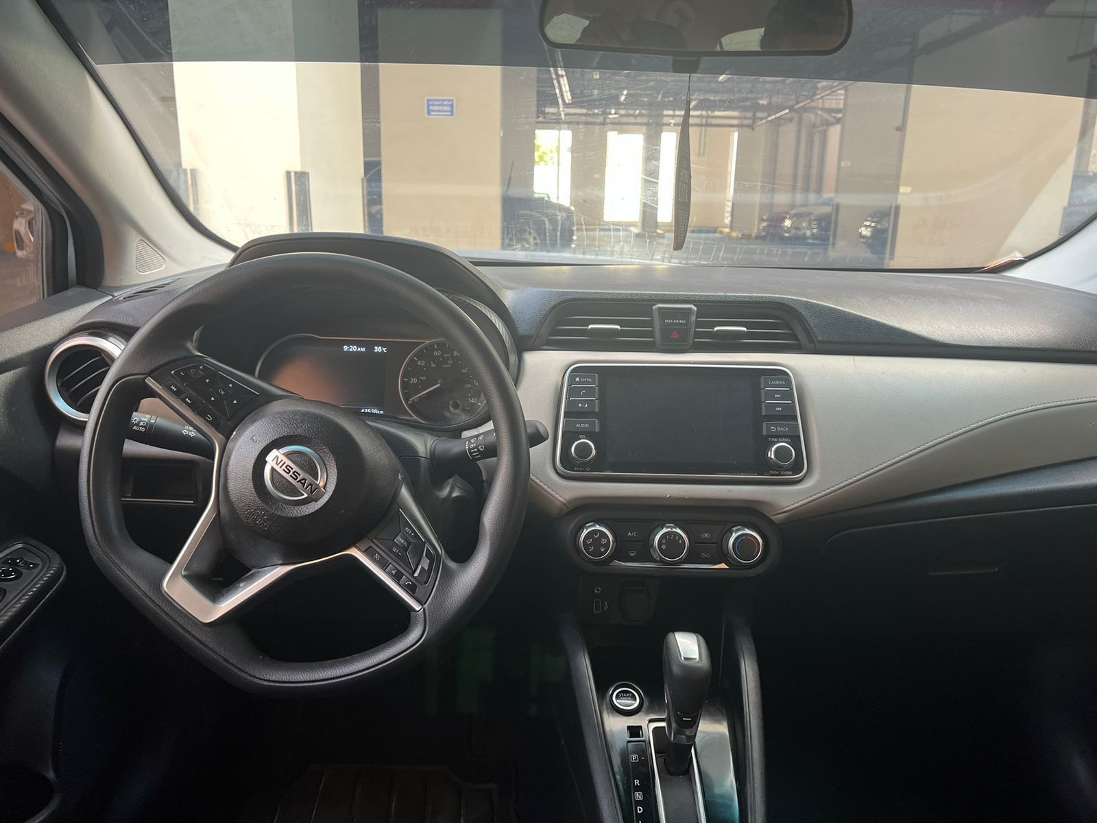 Nissan Versa  - Image 2