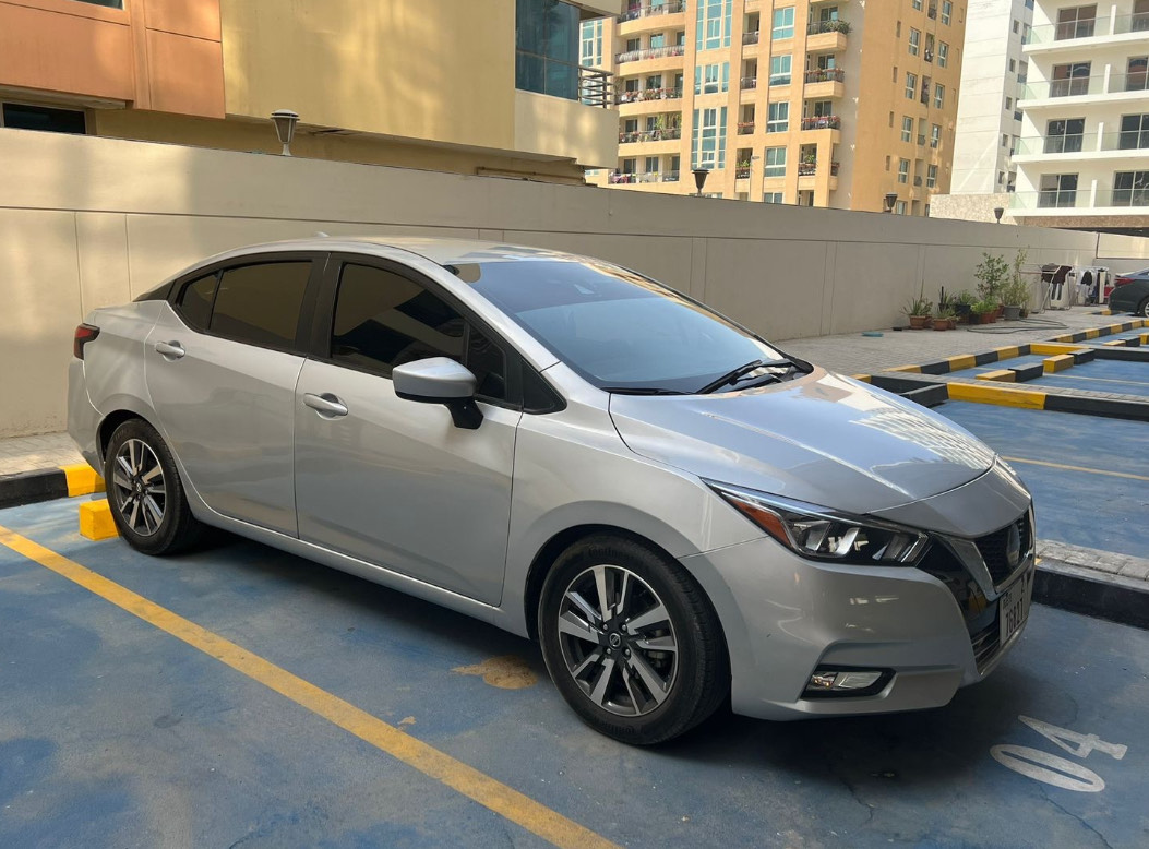 Nissan Versa  - Image 2